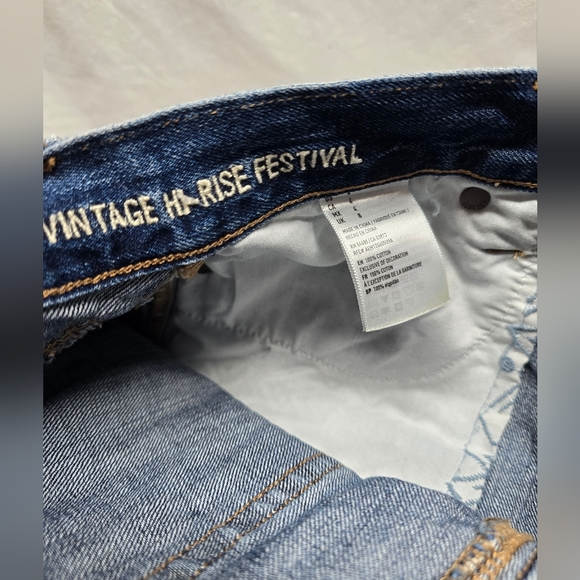 American Eagle Vintage Hi-Rise Festival- Denim shorts size 4 Women’s - Picture 5 of 7